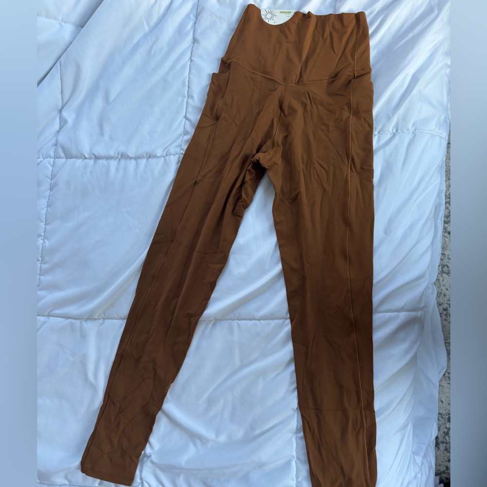 AERIE High-Waisted Crossover Leggings - Picture 4 of 4